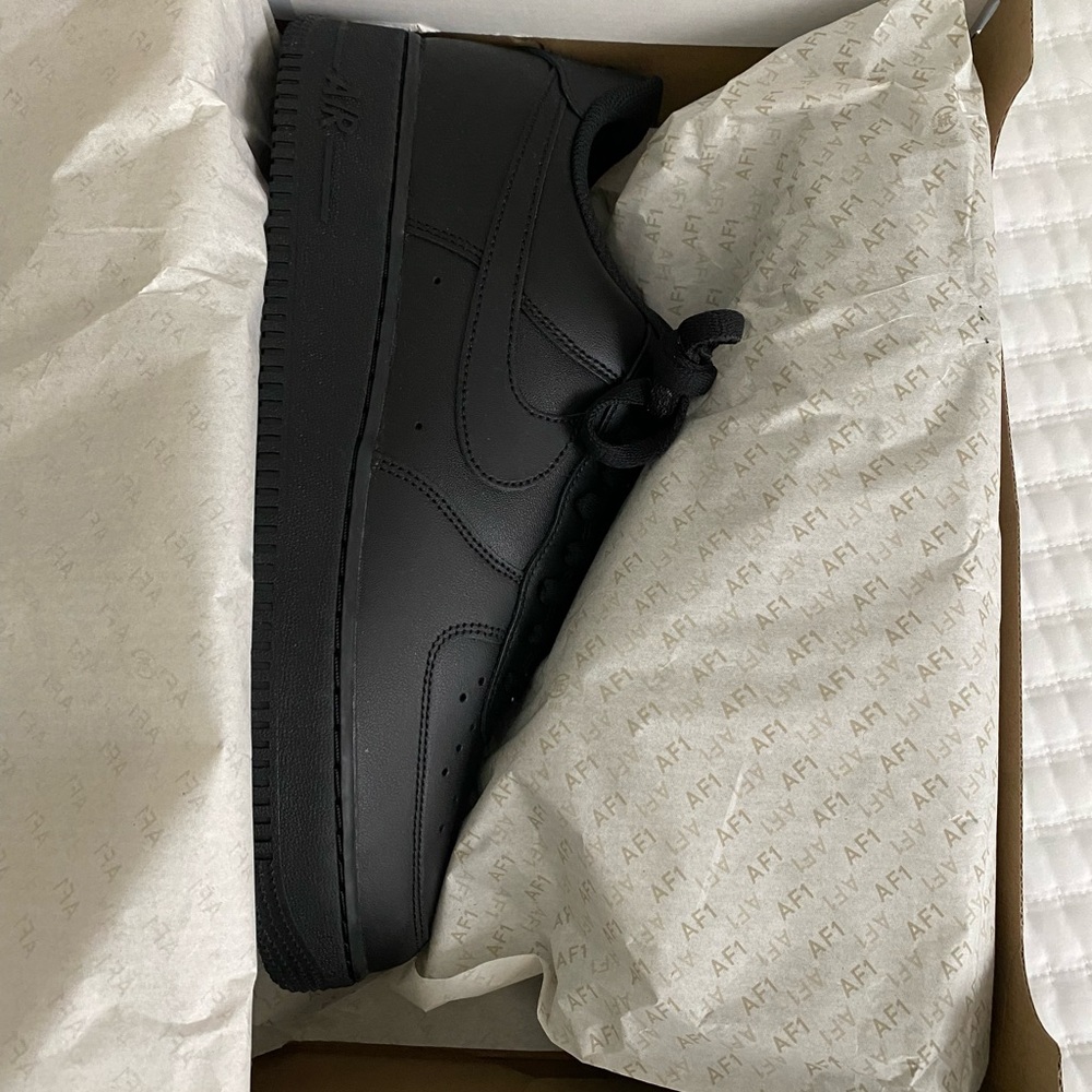 “NEW” AIR FORCE 1 ‘07